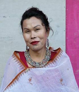 Santa Khurai